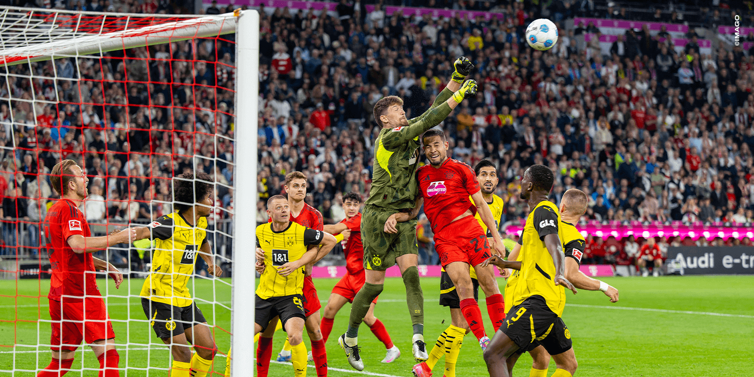 Dortmund gegen Bayern - Luftzweikampf-Szene